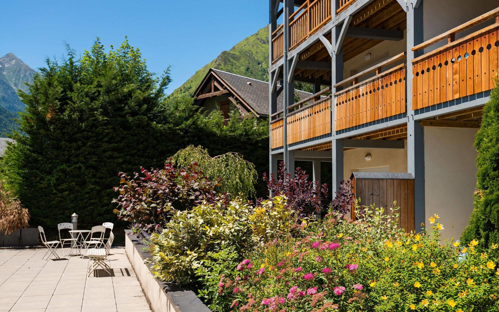 Lagrange Vacances Le Clos Saint Hilaire Exterior foto