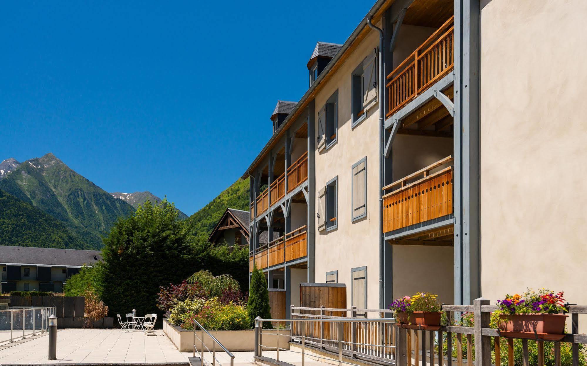 Lagrange Vacances Le Clos Saint Hilaire Exterior foto